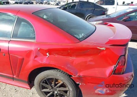 2002 Ford Mustang z USA, uszkodzony, nr VIN 1FAFP40452F210292